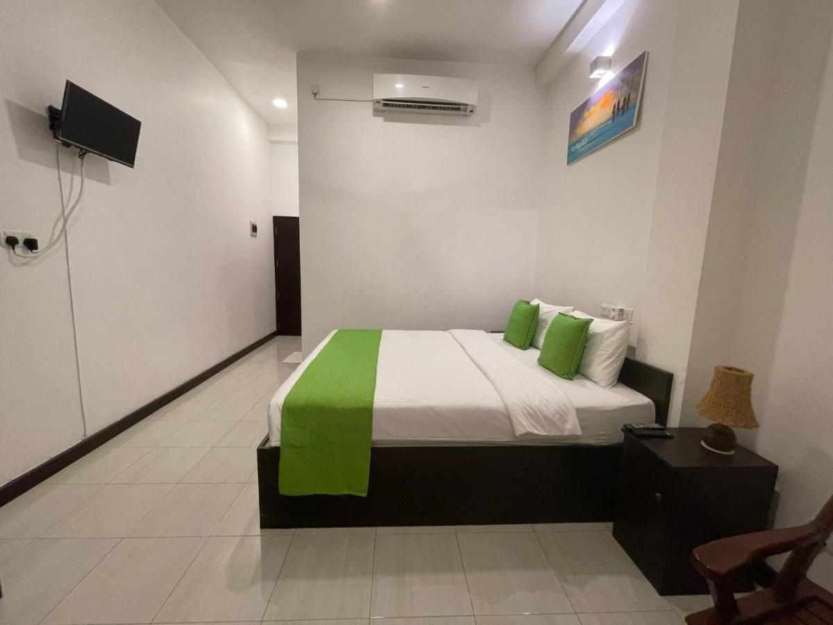Kithula Boutique Hotel Hikkaduwa Exterior photo