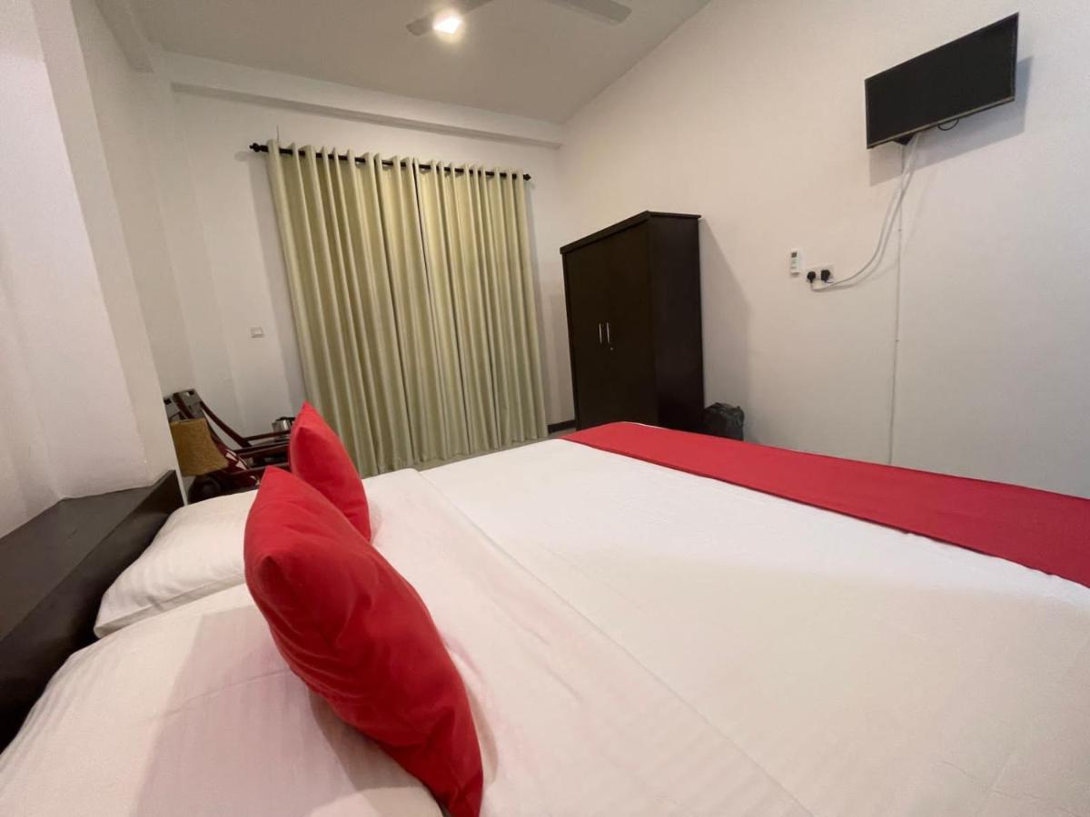 Kithula Boutique Hotel Hikkaduwa Exterior photo