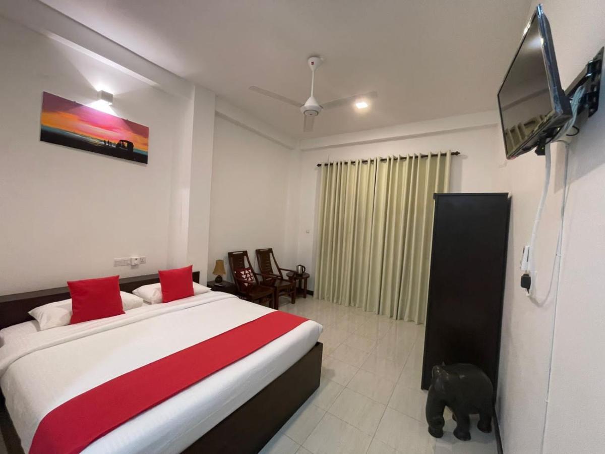 Kithula Boutique Hotel Hikkaduwa Exterior photo